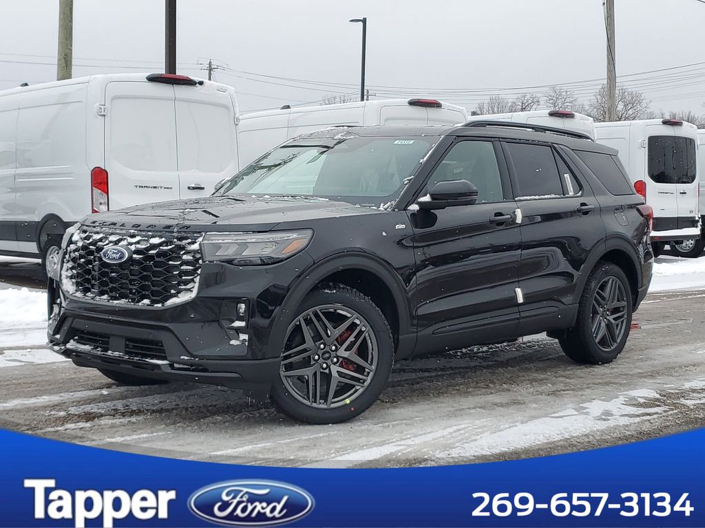 2026 Ford Explorer ST-LINE's photo