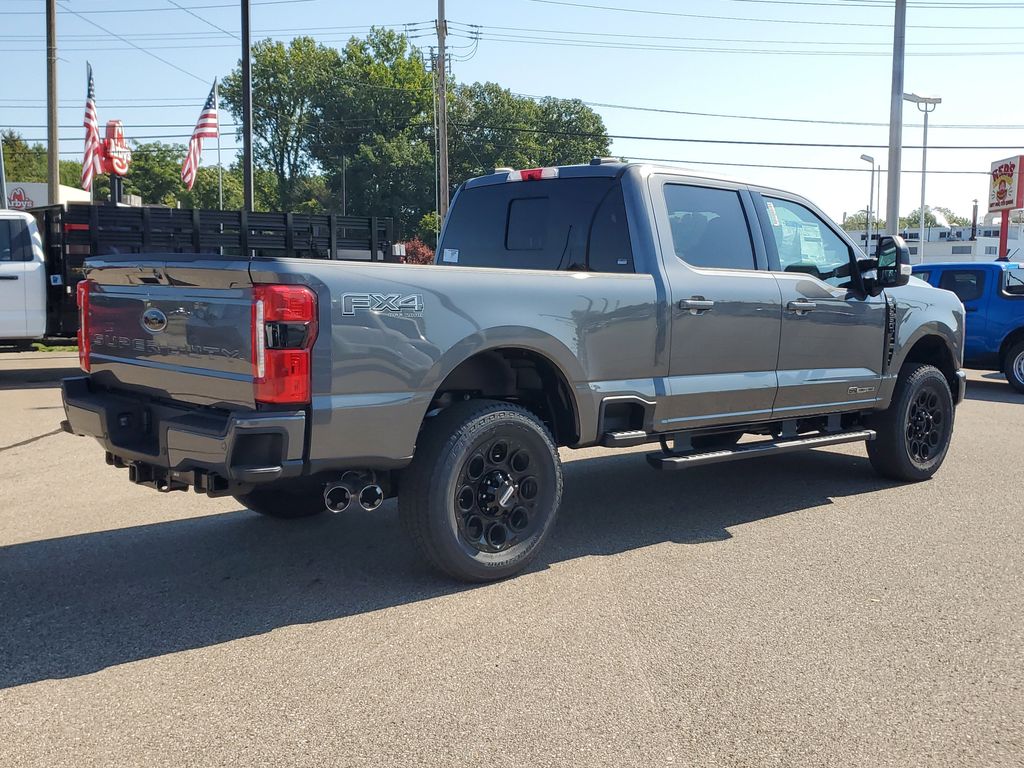 2026 Ford F-250 XLT photo 3