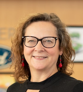 Staff member Carolyn VanDenBeldt from ID_47a3ee58dc57