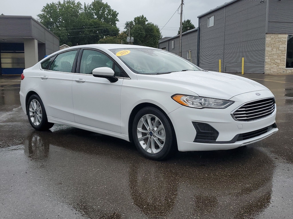 Certified 2019 Ford Fusion SE Sedan