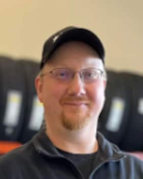 Staff member Andy Barr from ID_578615cac171