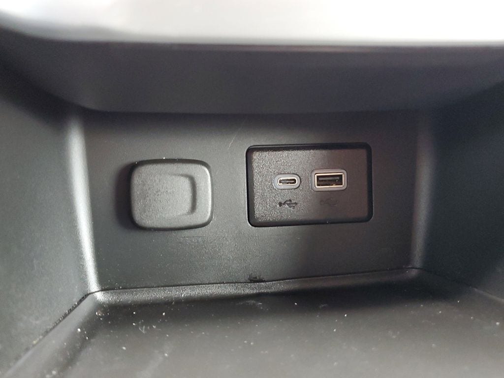 2023 GMC Acadia SLE - Photo 28