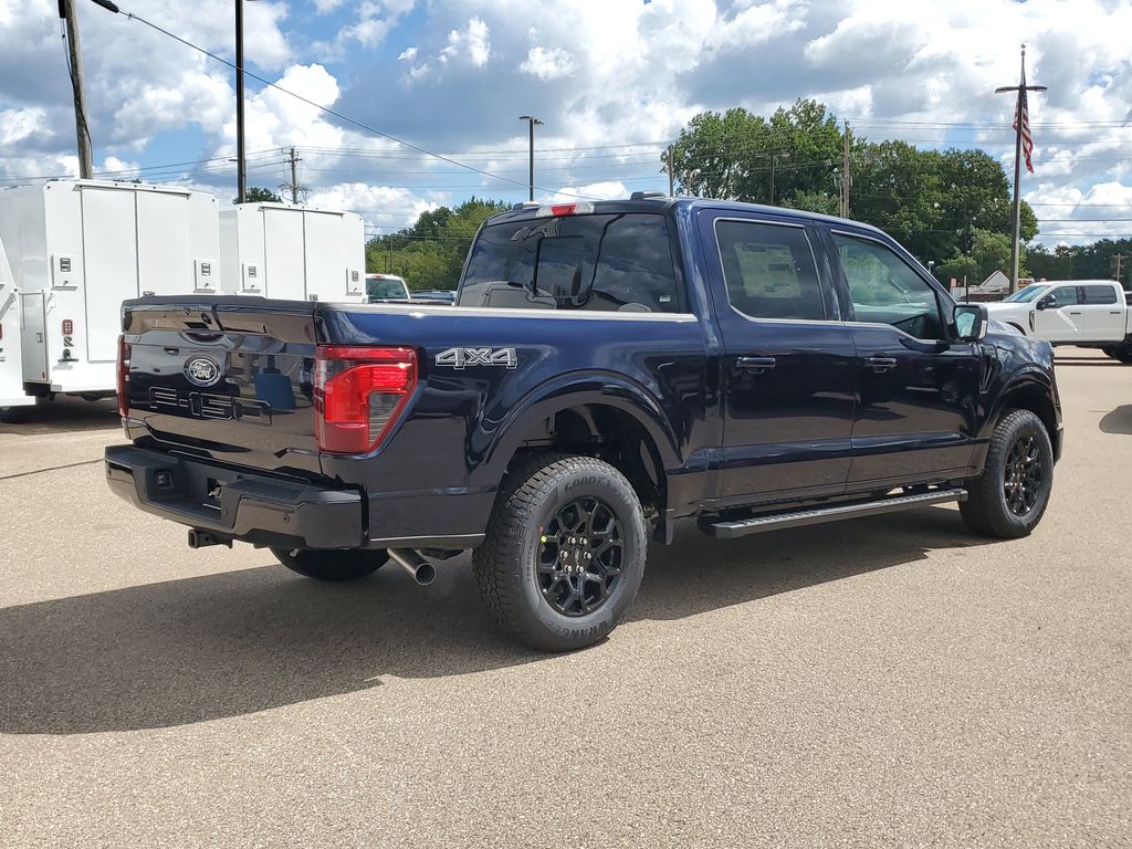2025 Ford F-150 XLT photo 3