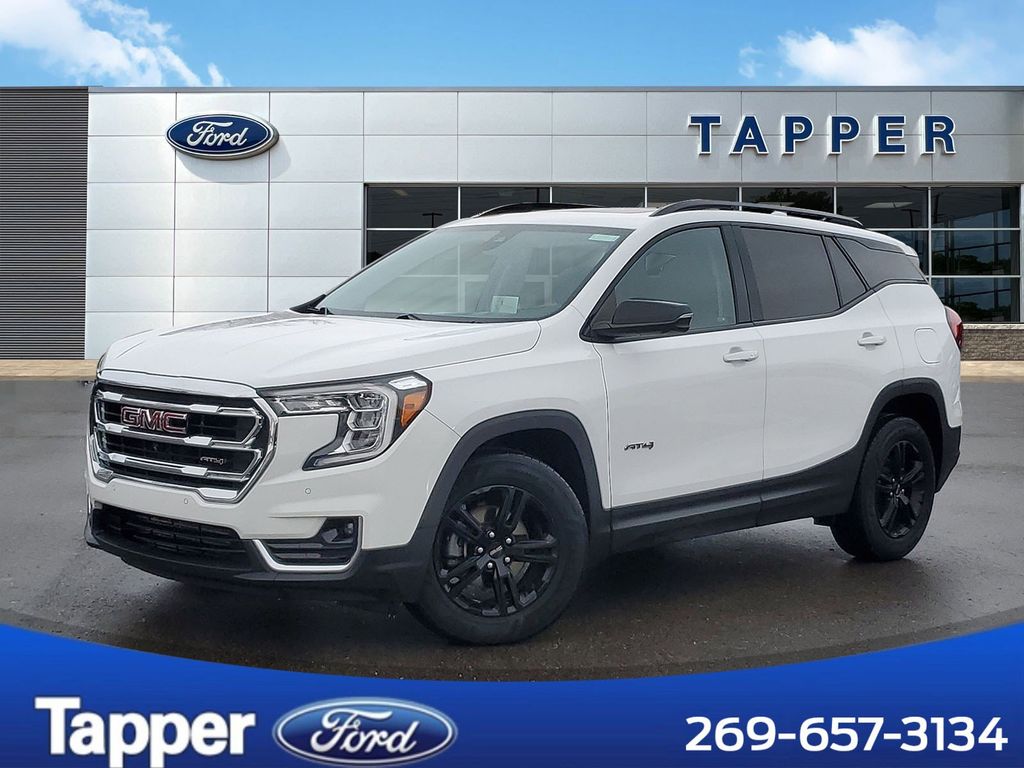 2022 GMC Terrain AT4's photo