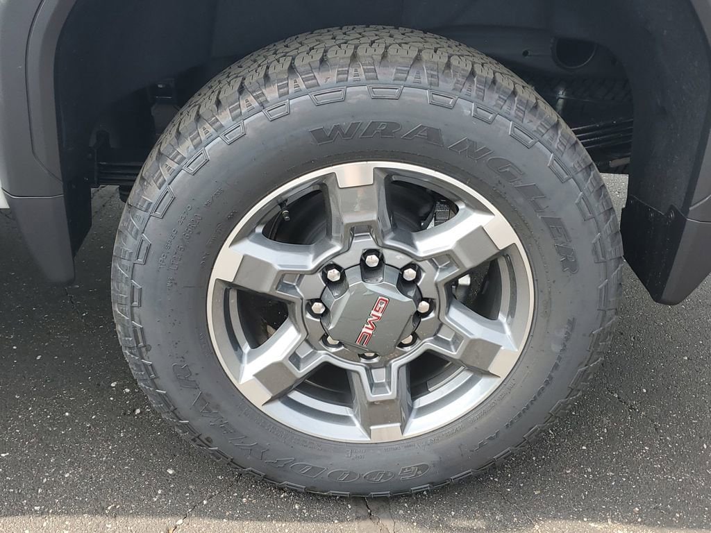 2026 GMC Sierra 2500HD SLE - Photo 13