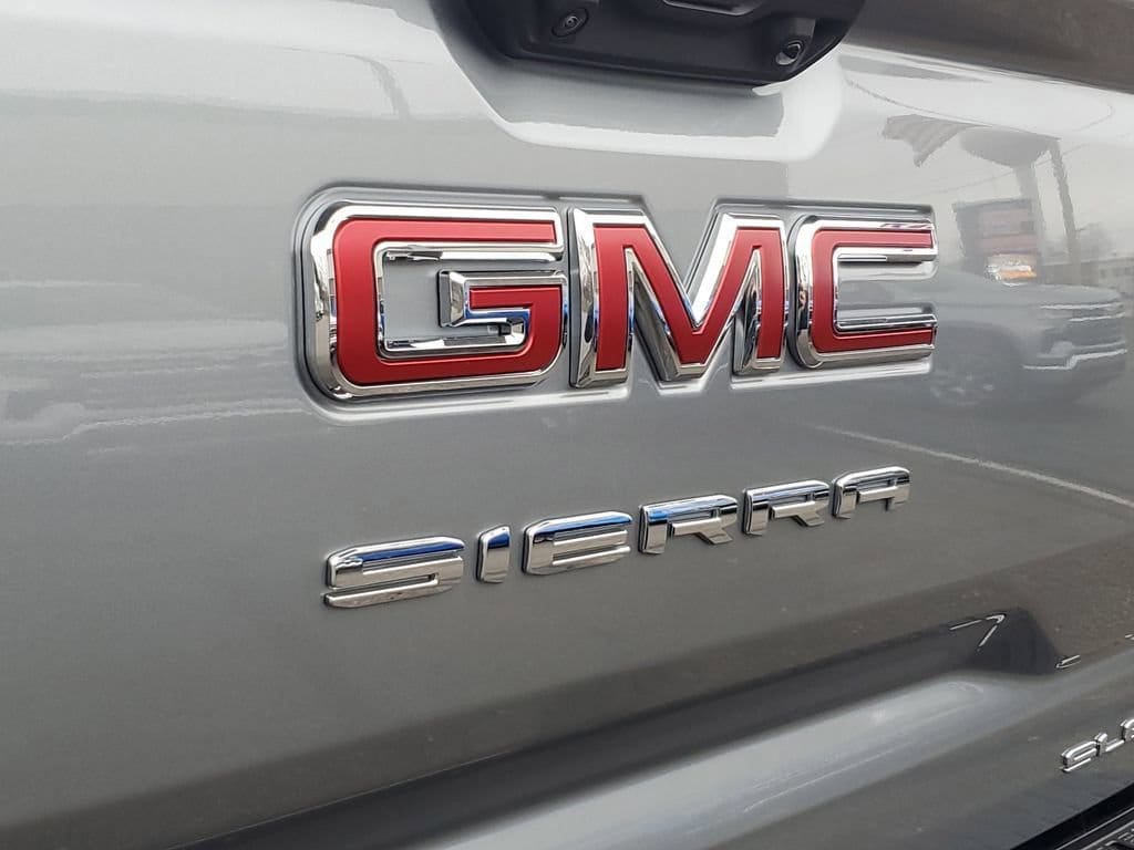 2026 GMC Sierra 1500 SLE - Photo 7