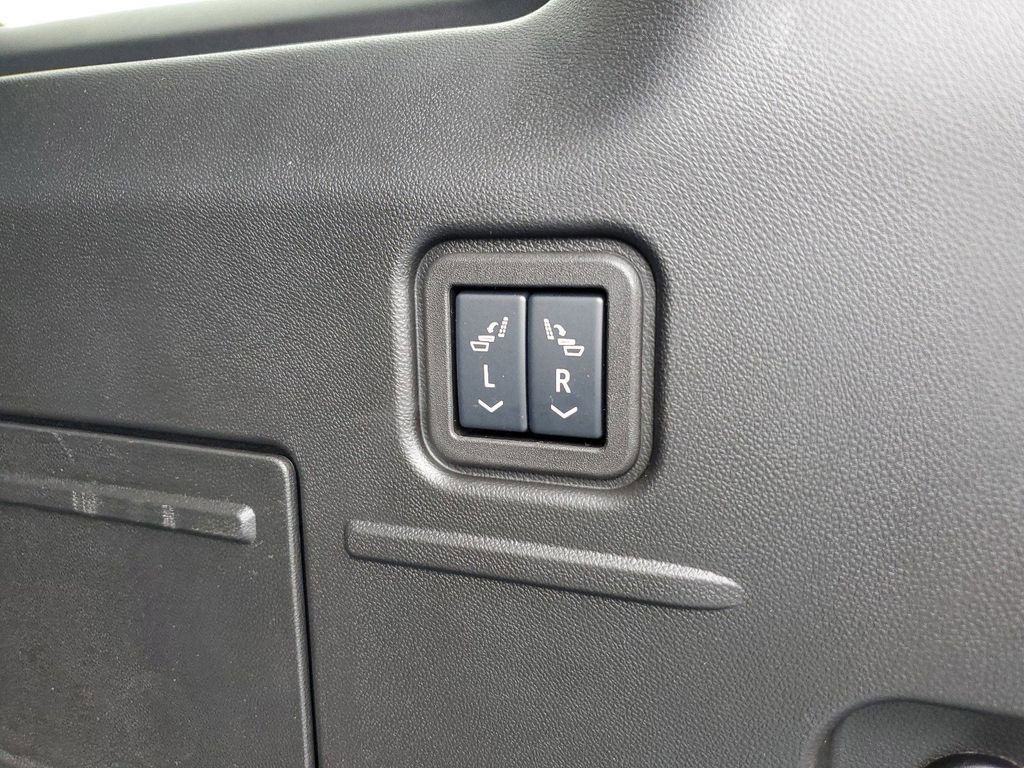 2025 GMC HUMMER EV 2X - Photo 8