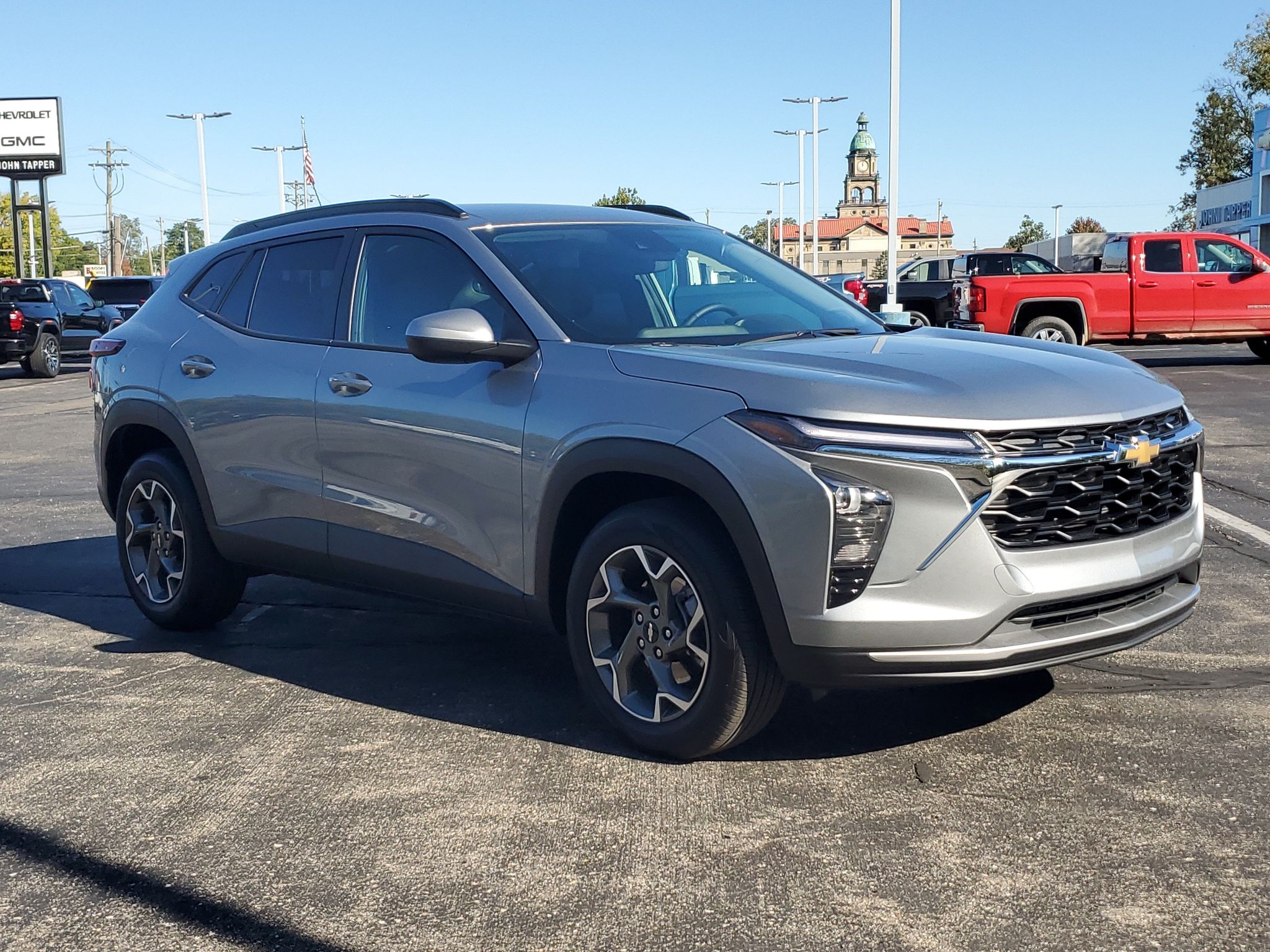 Used 2025 Chevrolet Trax LT SUV
