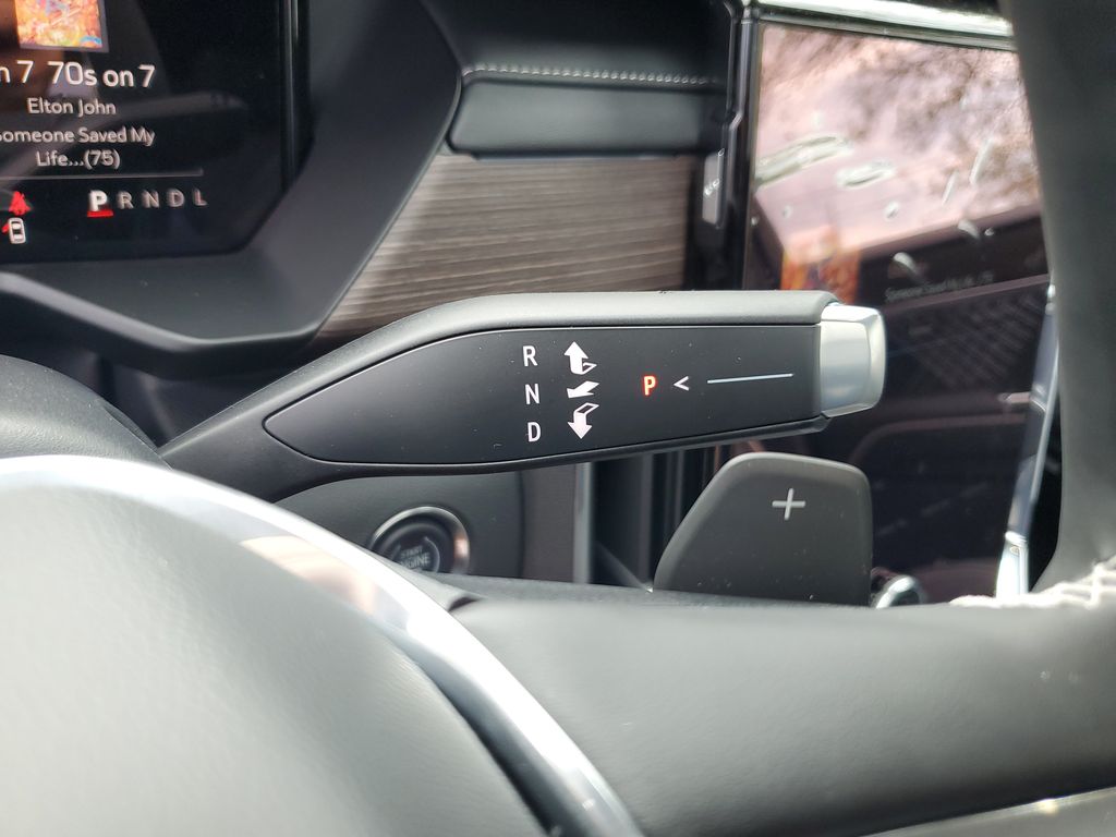 2027 GMC Acadia Denali - Photo 27