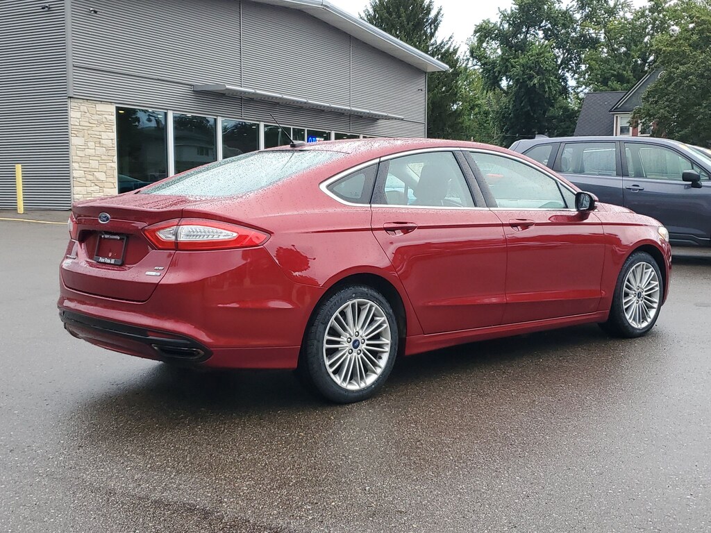 Used 2015 Ford Fusion SE