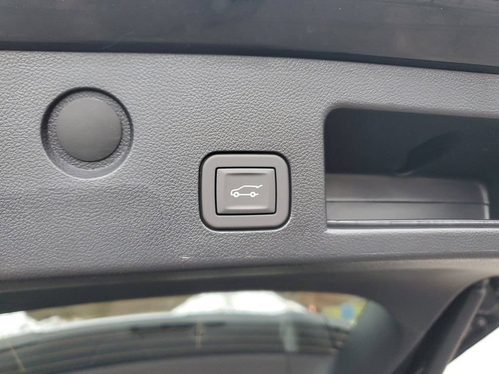 2026 GMC Terrain AT4 - Photo 17