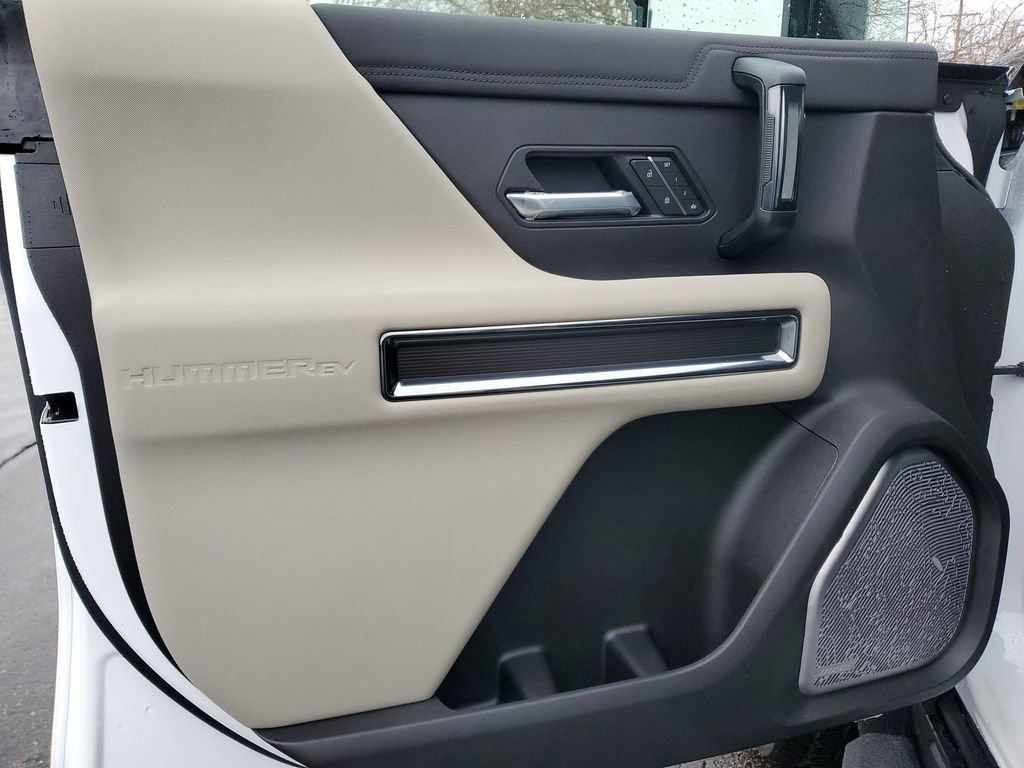 2026 GMC HUMMER EV 2X - Photo 12