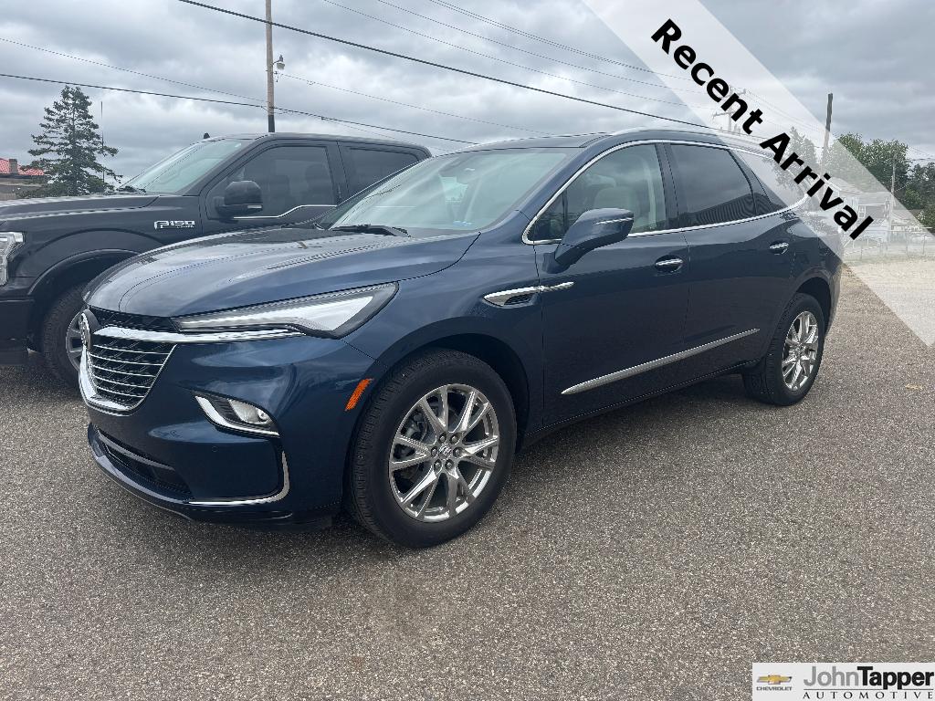 2024 Buick Enclave Essence AWD's photo