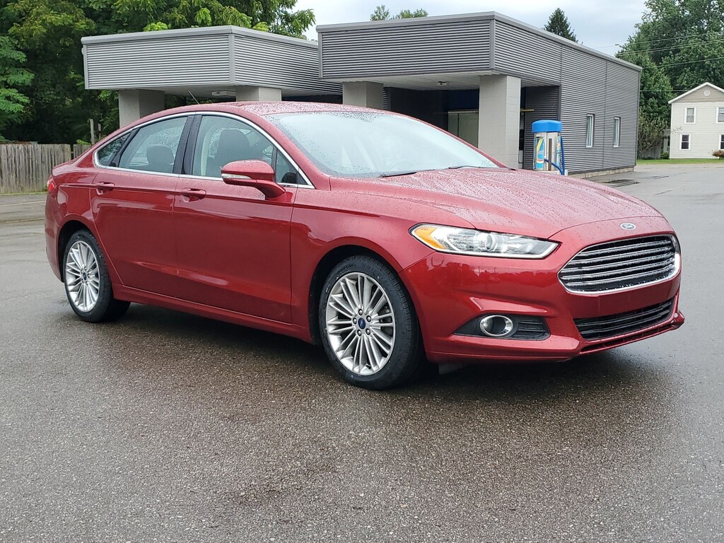 Used 2015 Ford Fusion SE