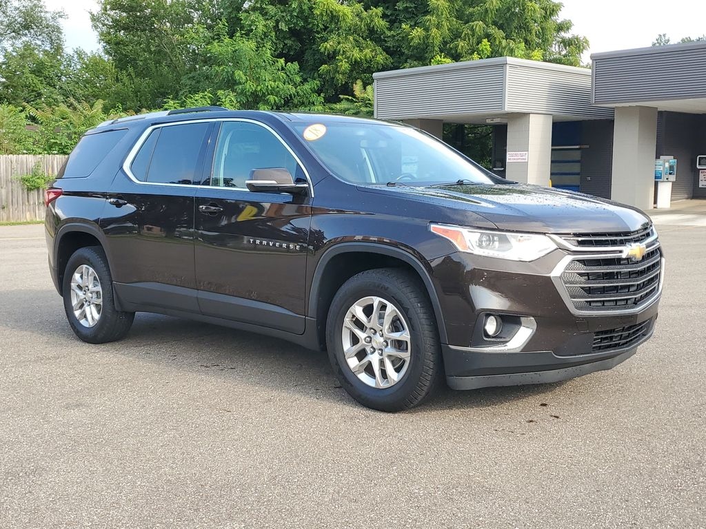 Used 2018 Chevrolet Traverse LT Cloth SUV