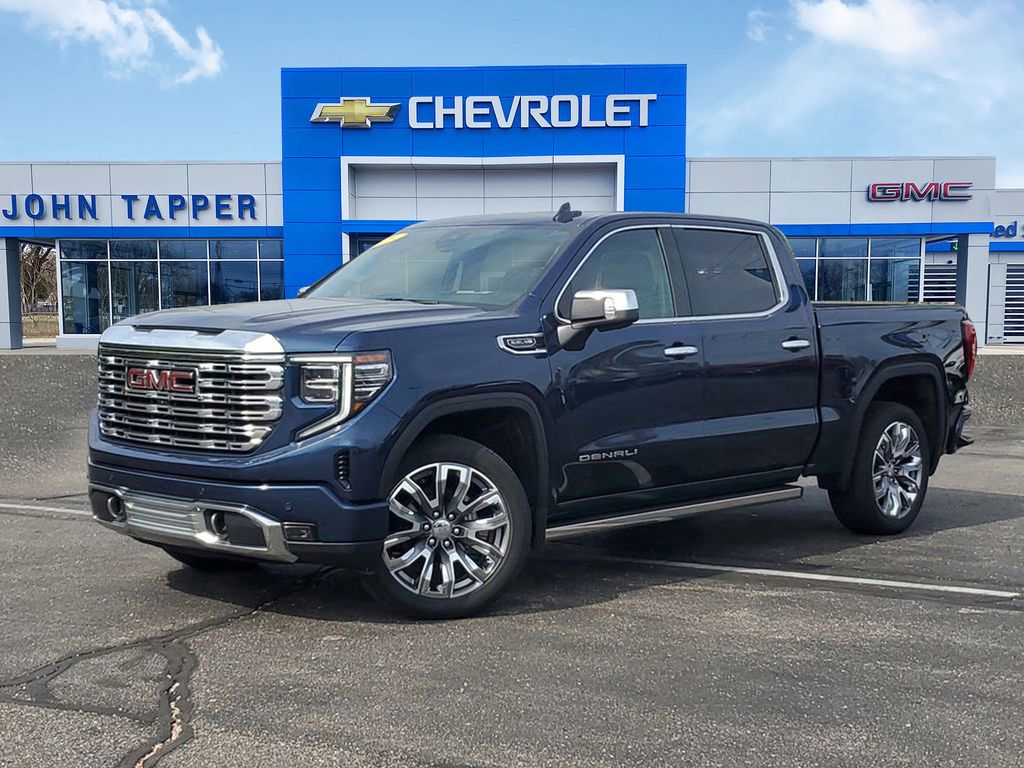 2023 GMC Sierra 4WD Crew Cab Short Box Denali's photo