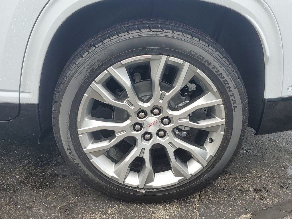2027 GMC Acadia Denali - Photo 6