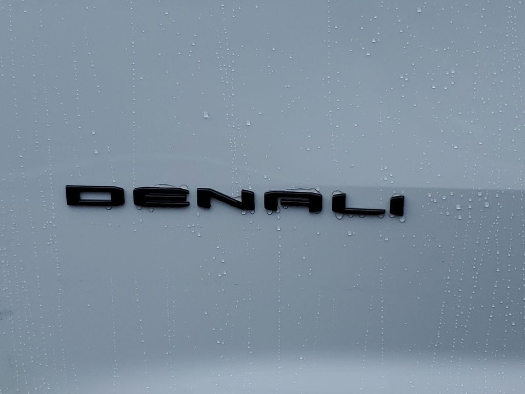2027 GMC Acadia Denali - Photo 8