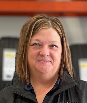 Staff member Kim Doonan from ID_e08900