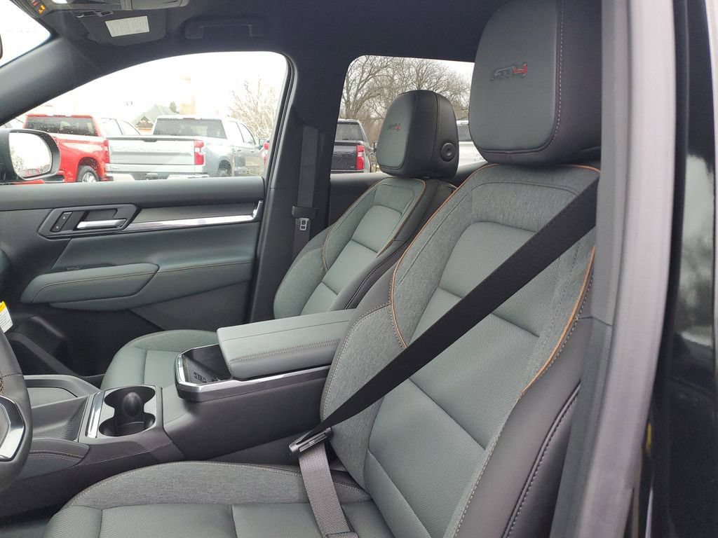 2026 GMC Terrain AT4 - Photo 17
