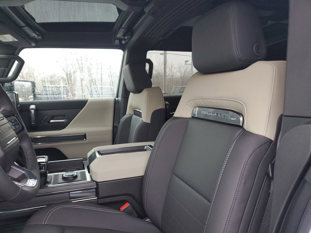 2026 GMC HUMMER EV 2X - Photo 16