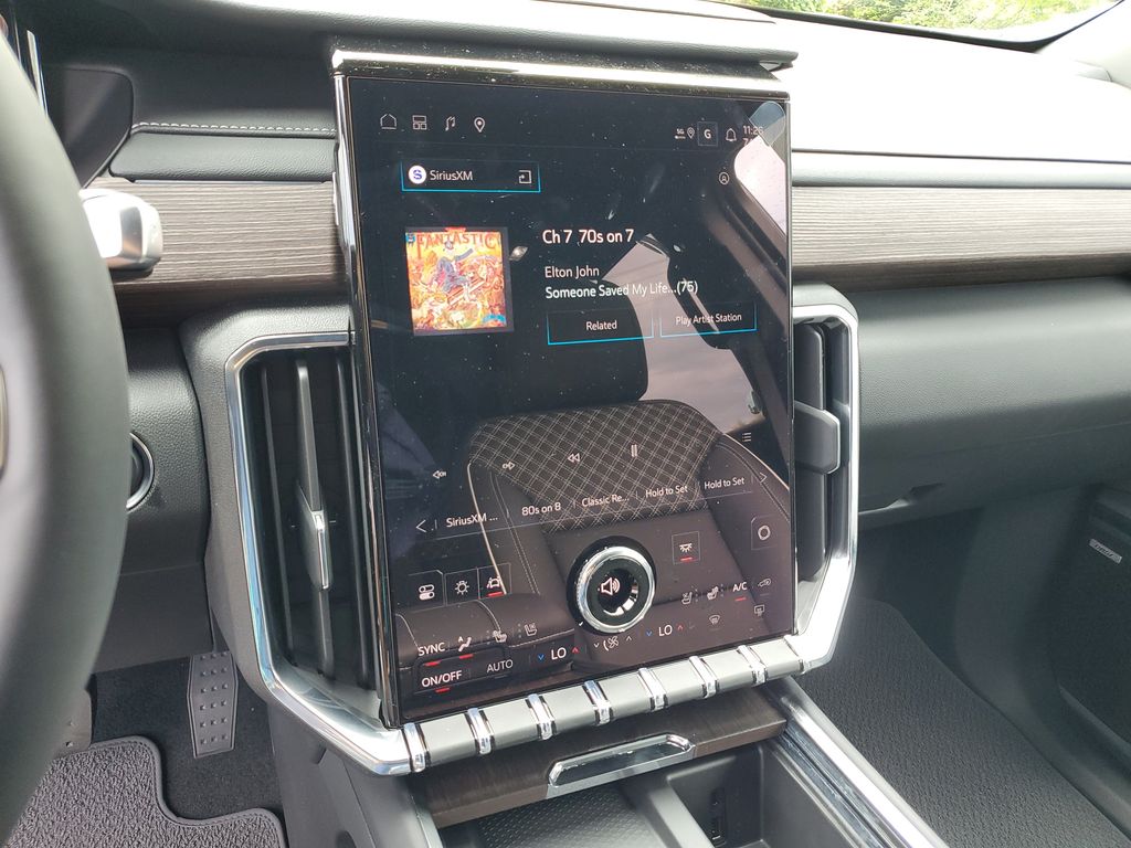 2027 GMC Acadia Denali - Photo 29