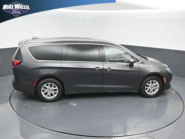 used 2020 Chrysler Pacifica car, priced at $15,418