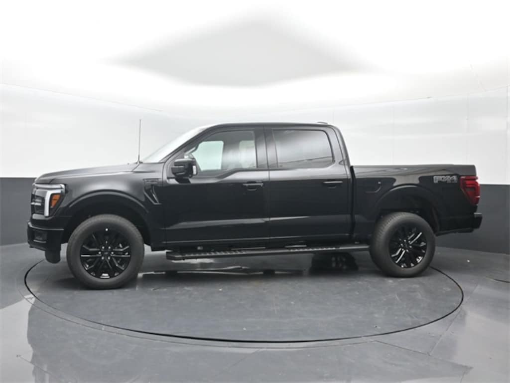 New 2025 Ford F-150 Lariat TRUCK
