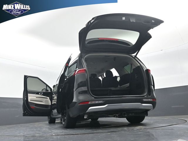 used 2022 Kia Carnival car, priced at $24,406