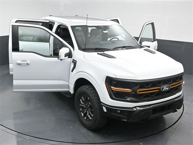 new 2025 Ford F-150 car, priced at $77,610