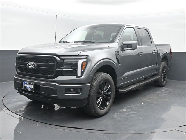 2025 Ford F-150 Lariat photo 3