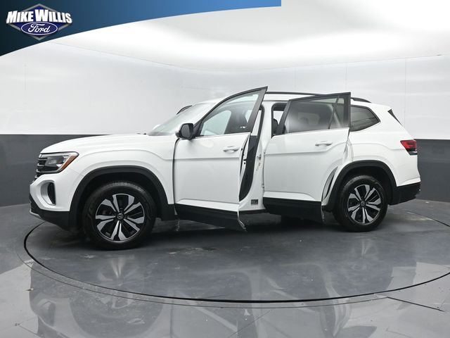 used 2024 Volkswagen Atlas car, priced at $25,964
