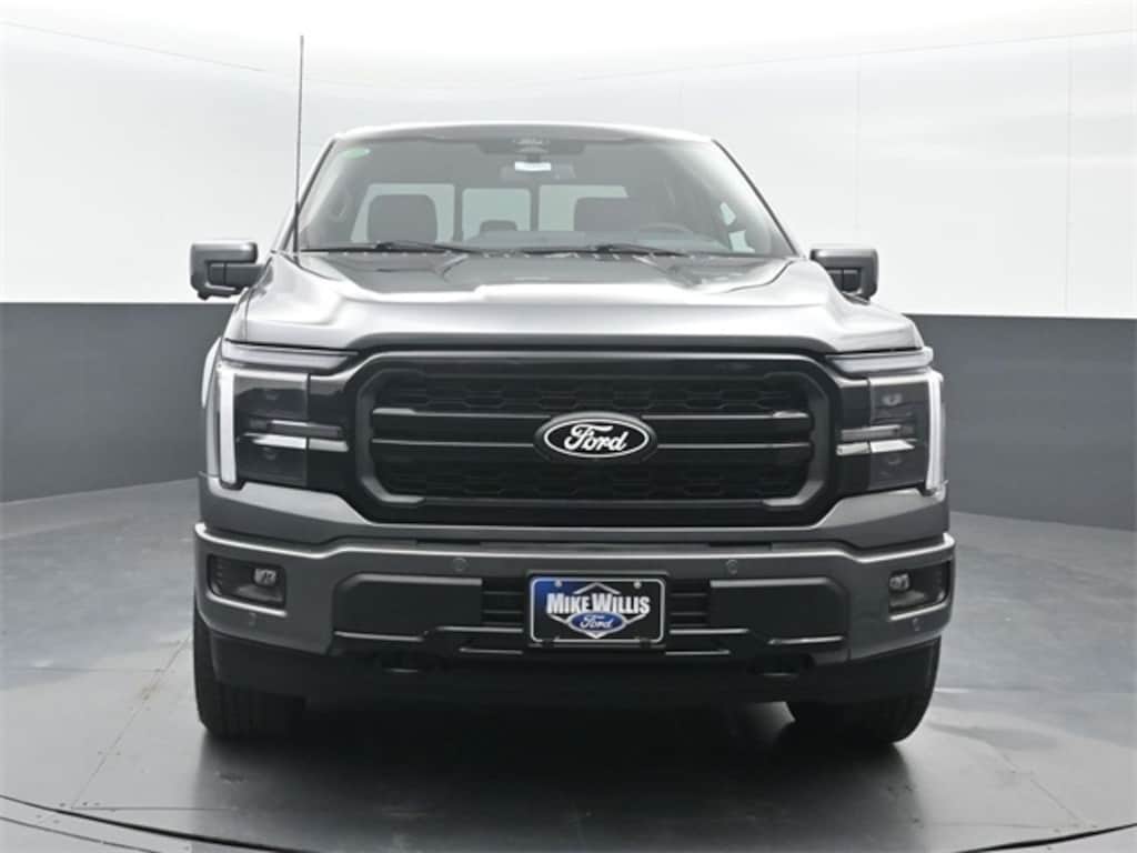New 2025 Ford F-150 Lariat TRUCK