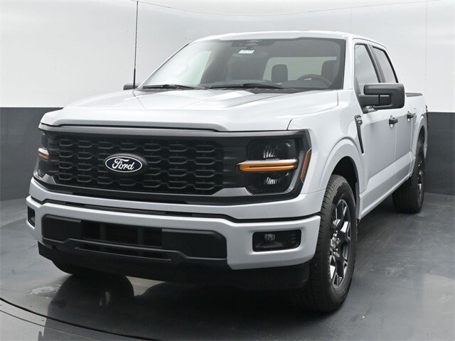2025 Ford F-150 STX photo 3