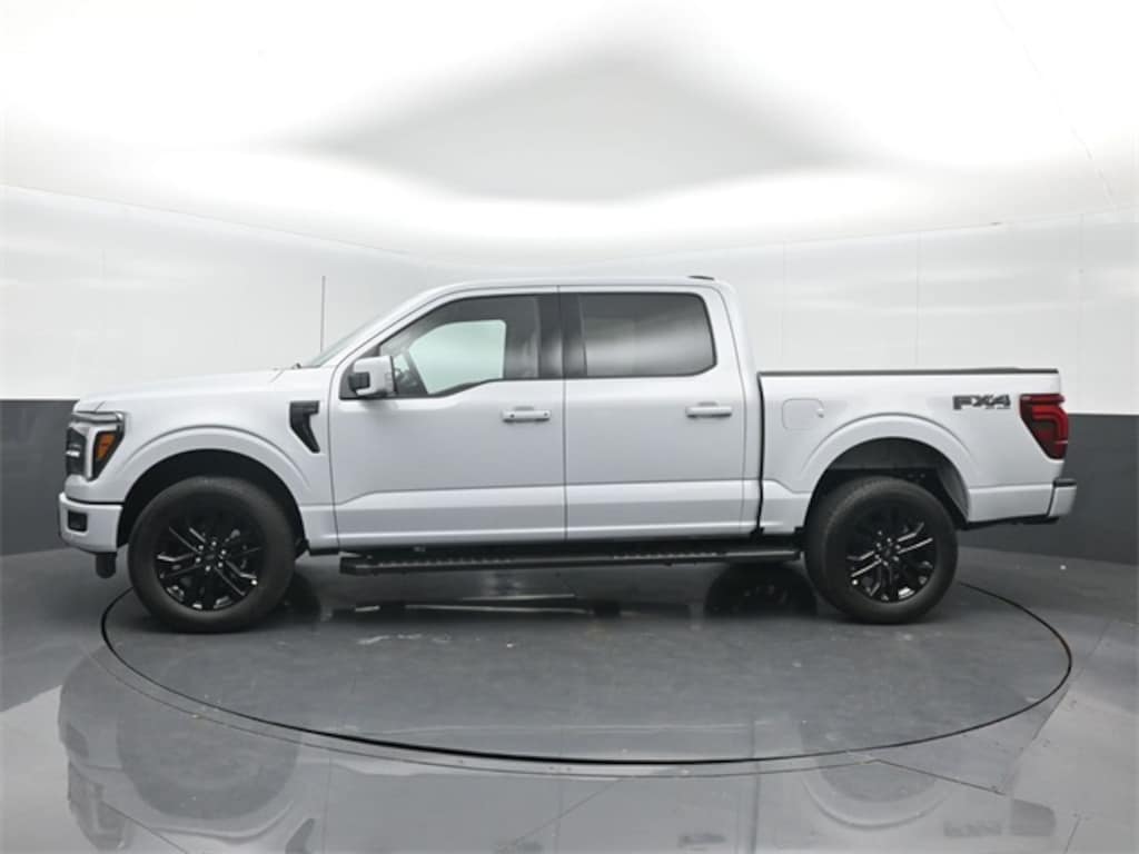 New 2025 Ford F-150 Lariat TRUCK