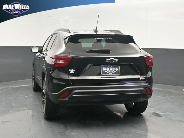 used 2025 Chevrolet Trax car, priced at $23,986