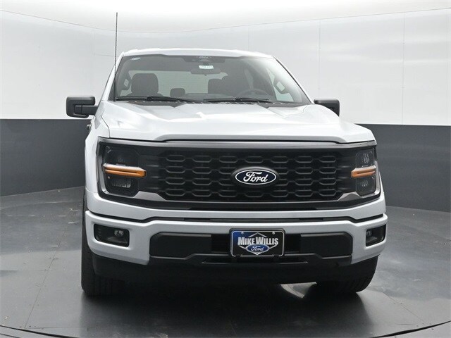 2025 Ford F-150 STX photo 2