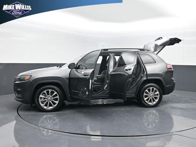 used 2022 Jeep Cherokee car, priced at $18,597