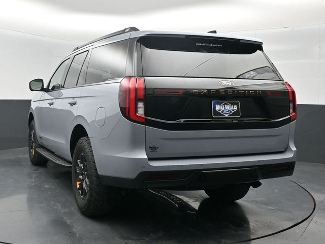 new 2025 Ford Expedition car, priced at $85,180