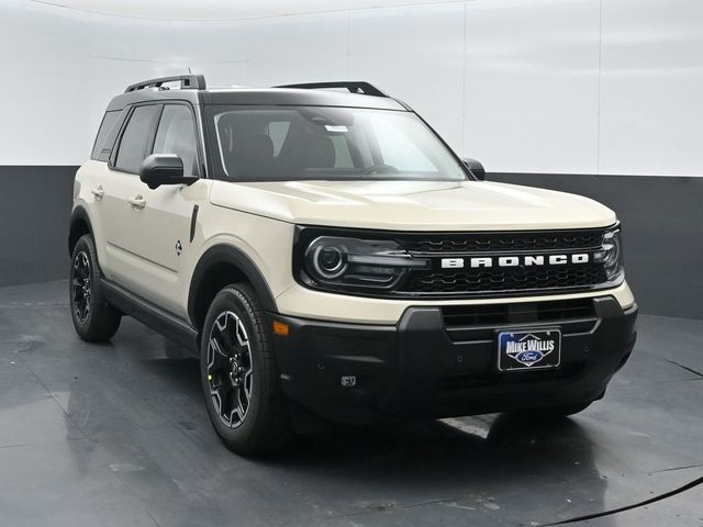 2025 Ford Bronco Sport Outer Banks's photo