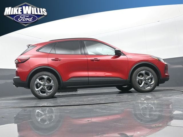 new 2026 Ford Escape car, priced at $30,331