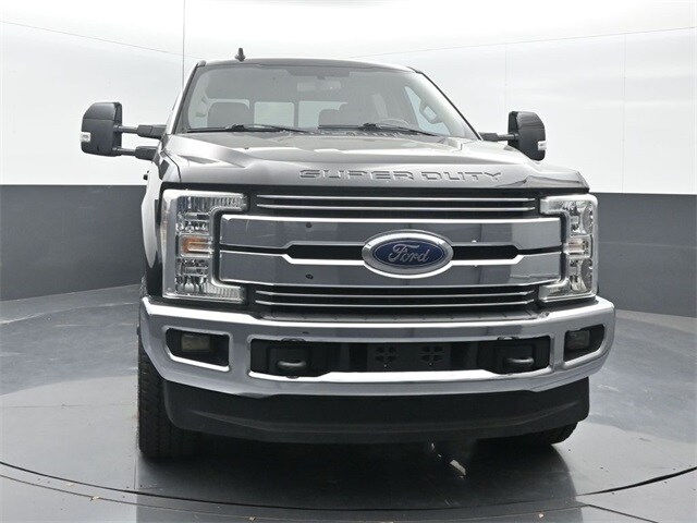 2019 Ford F-250 photo 2