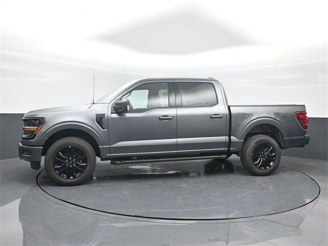 2025 Ford F-150 XLT photo 2