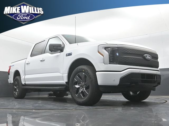 2025 Ford F-150 Lightning Flash - Photo 18