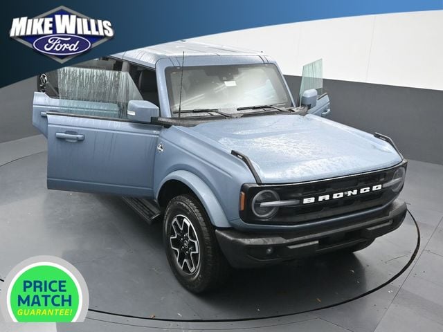 new 2025 Ford Bronco car, priced at $53,595