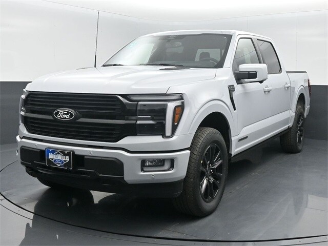 2025 Ford F-150 Platinum photo 2
