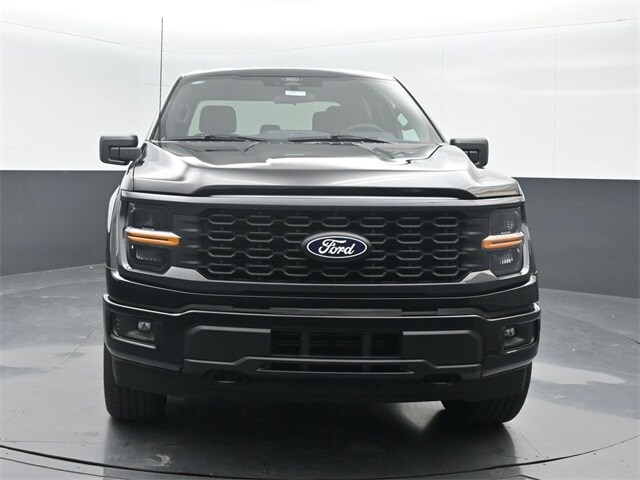 2025 Ford F-150 STX photo 2