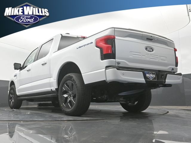2025 Ford F-150 Lightning Flash - Photo 22