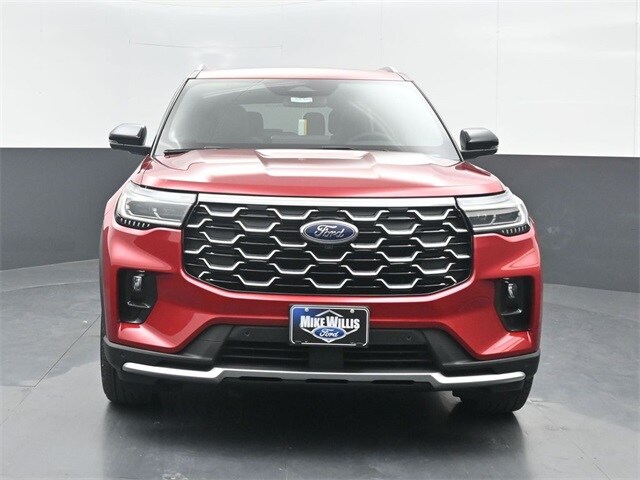 2025 Ford Explorer Platinum photo 2
