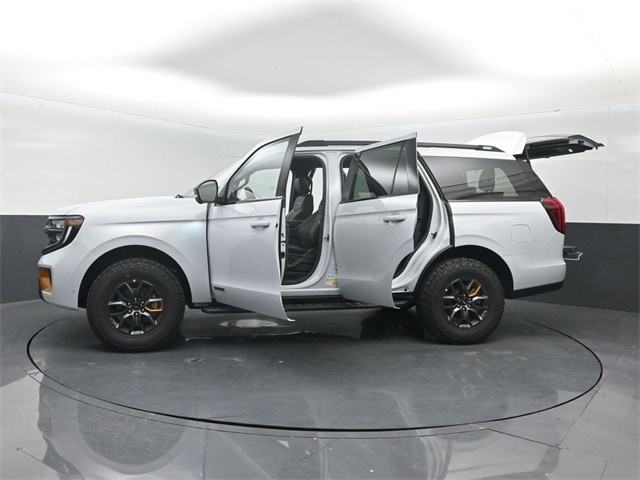 new 2025 Ford Expedition car, priced at $79,545